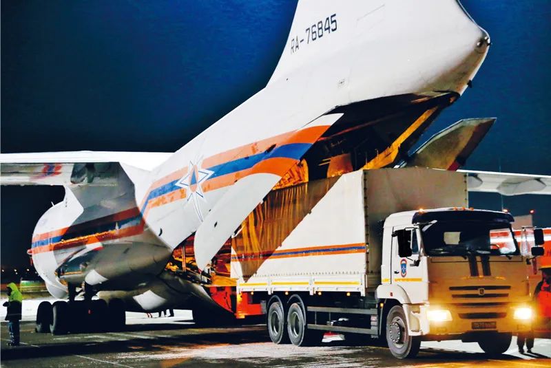 2020��2��8�գ��ڶ���˹Ī˹�Ƹ�������Ʒ�˹��������������Ա������˹�������з��ṩ��ҽ��Ԯ������װ����������»���/������