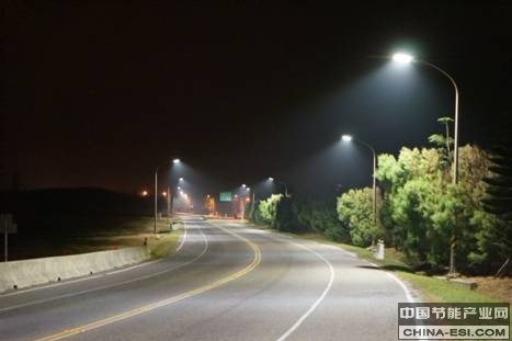 led·��