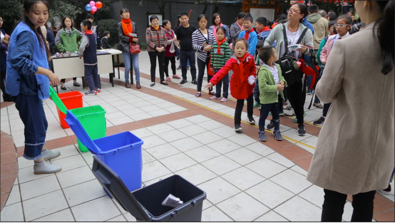 ���� ���������(2+1)��Ŀ��ʽ���� �����������Ҫ������ץ��