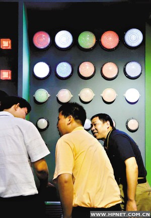 ���ܲ�Ʒ���߼۷������ռ�