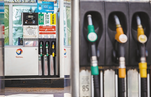 �ڷ�����������ļ���վ������������Ī�������� ���»��緢��